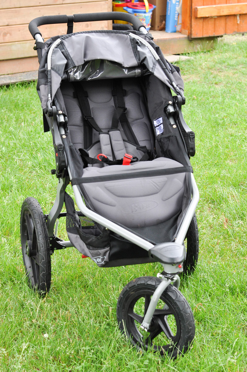 bob revolution single jogging stroller