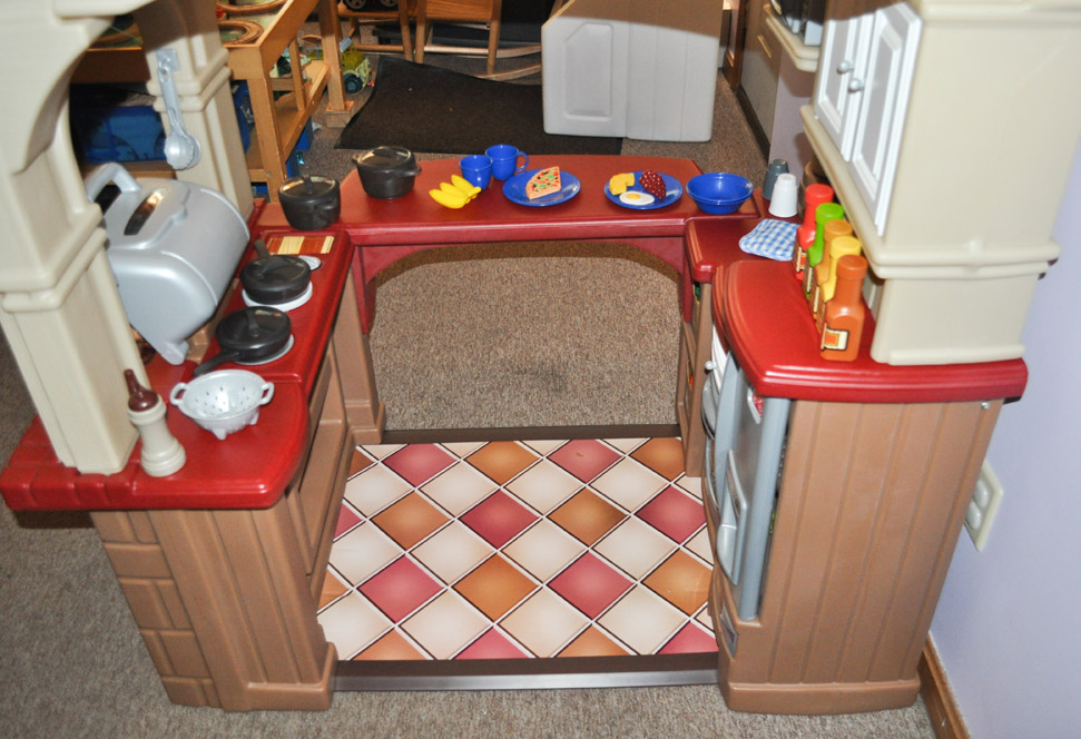 Step2 Grand Walk In Kitchen Plastic Kids Wood Kitchen Set