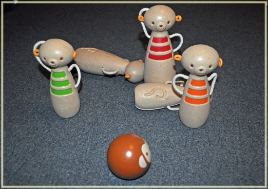 monkey bowling