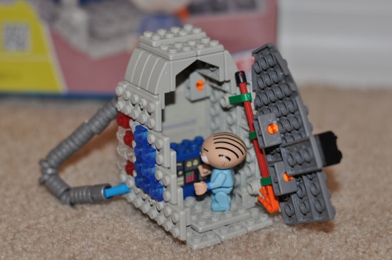 Family Guy Stewie & Time Machine Building Set