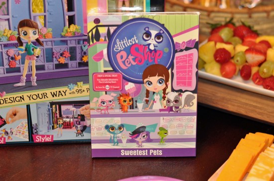 The Littlest Pet Shop Style Sets