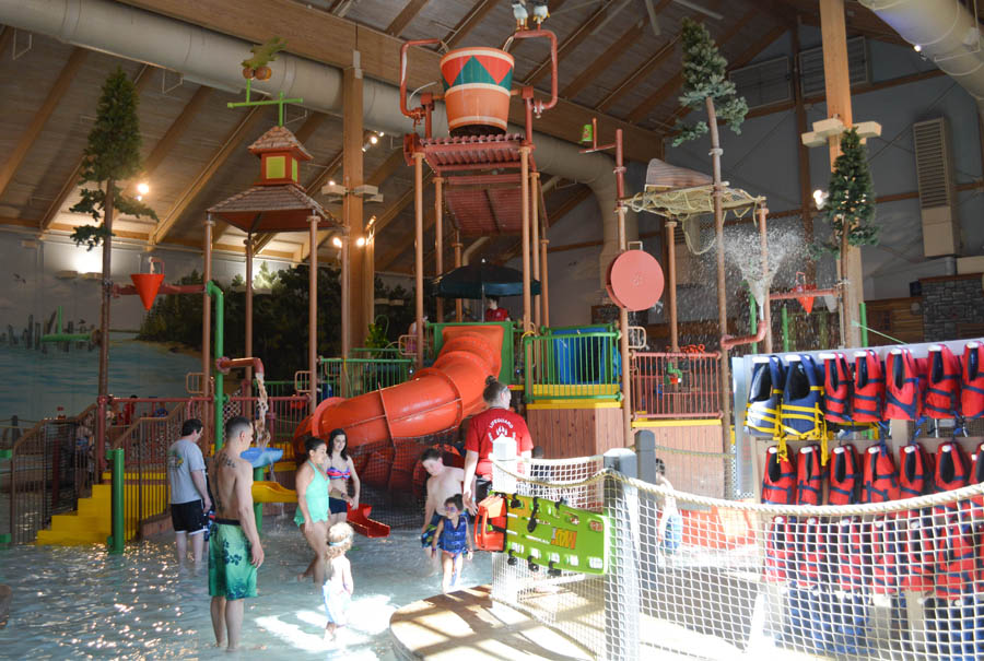 Book a Family Vacation To Great Wolf Lodge New England - Mommy's