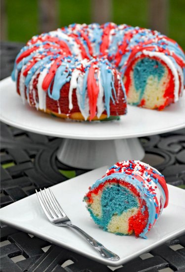 red white and blue cake