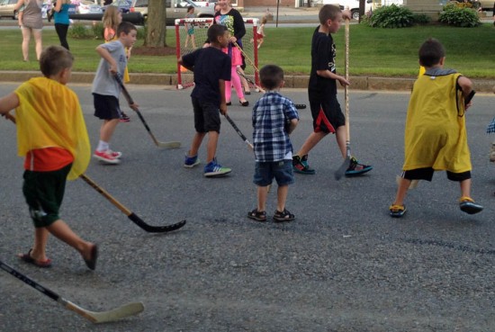 neighborhood hockey