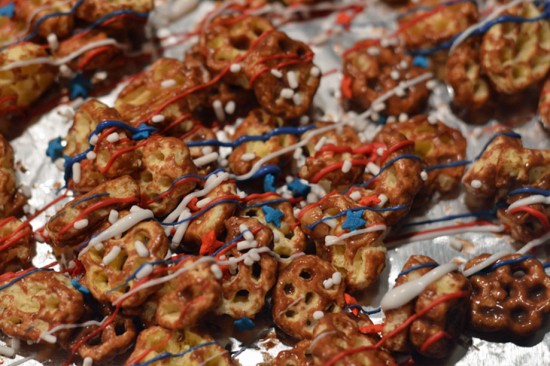 Patriotic Monkey Munch