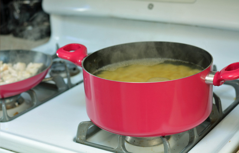 T-Fal Excite 14-Piece Nonstick Cookware Set ,Red