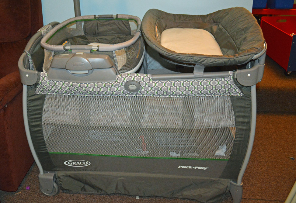 graco pack n play playard nearby napper