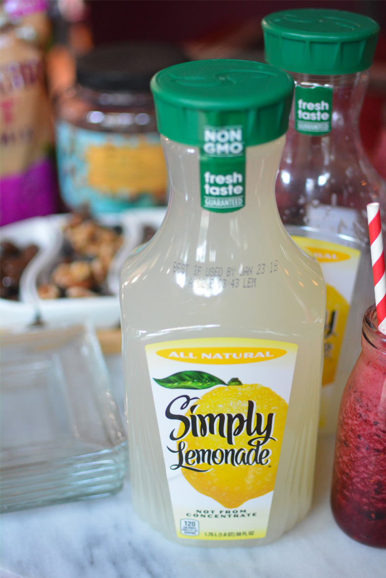 Holiday Entertaining With Rubbermaid Party Serving Kit - Mommy's Fabulous  Finds