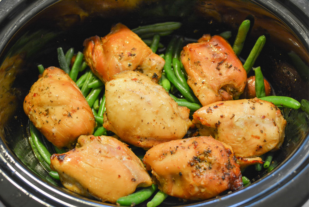 CrockPot Chicken Recipes - 45 Chicken Thighs, Chicken Breasts Recipes
