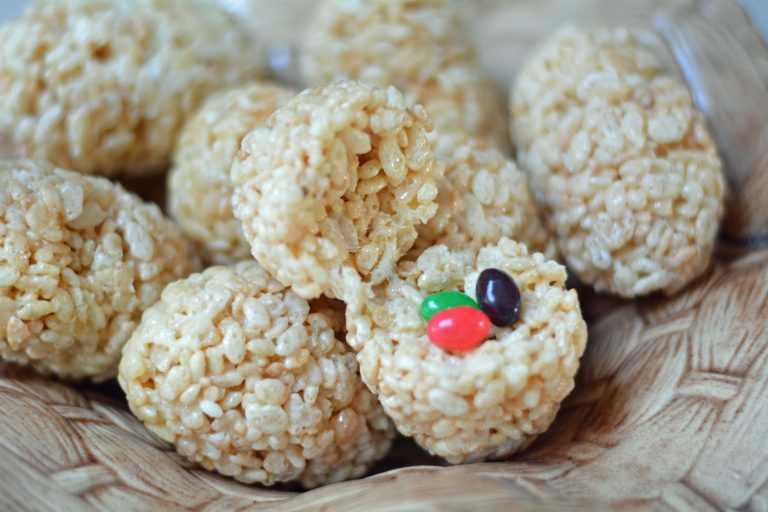 Rice Krispie Easter Eggs