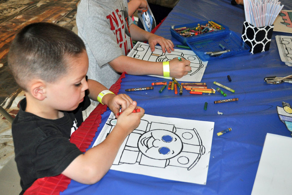 coloring thomas train picture