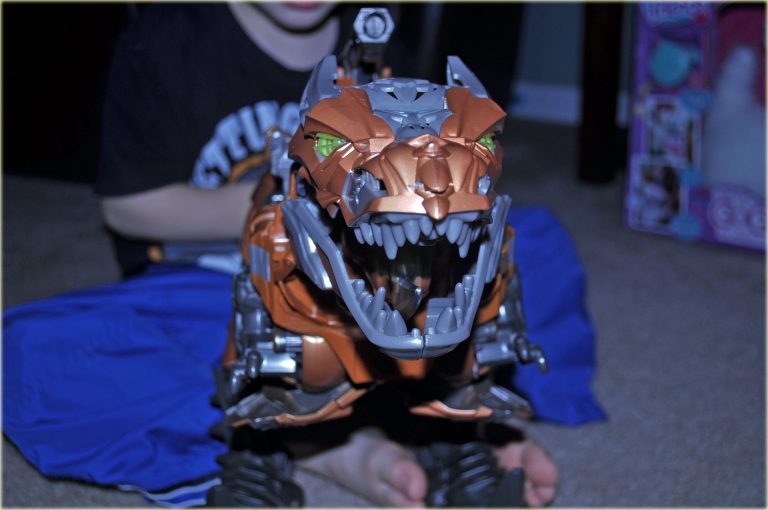 Don’t Forget The Batteries! + Win a $100 Toys R Us Gift Card