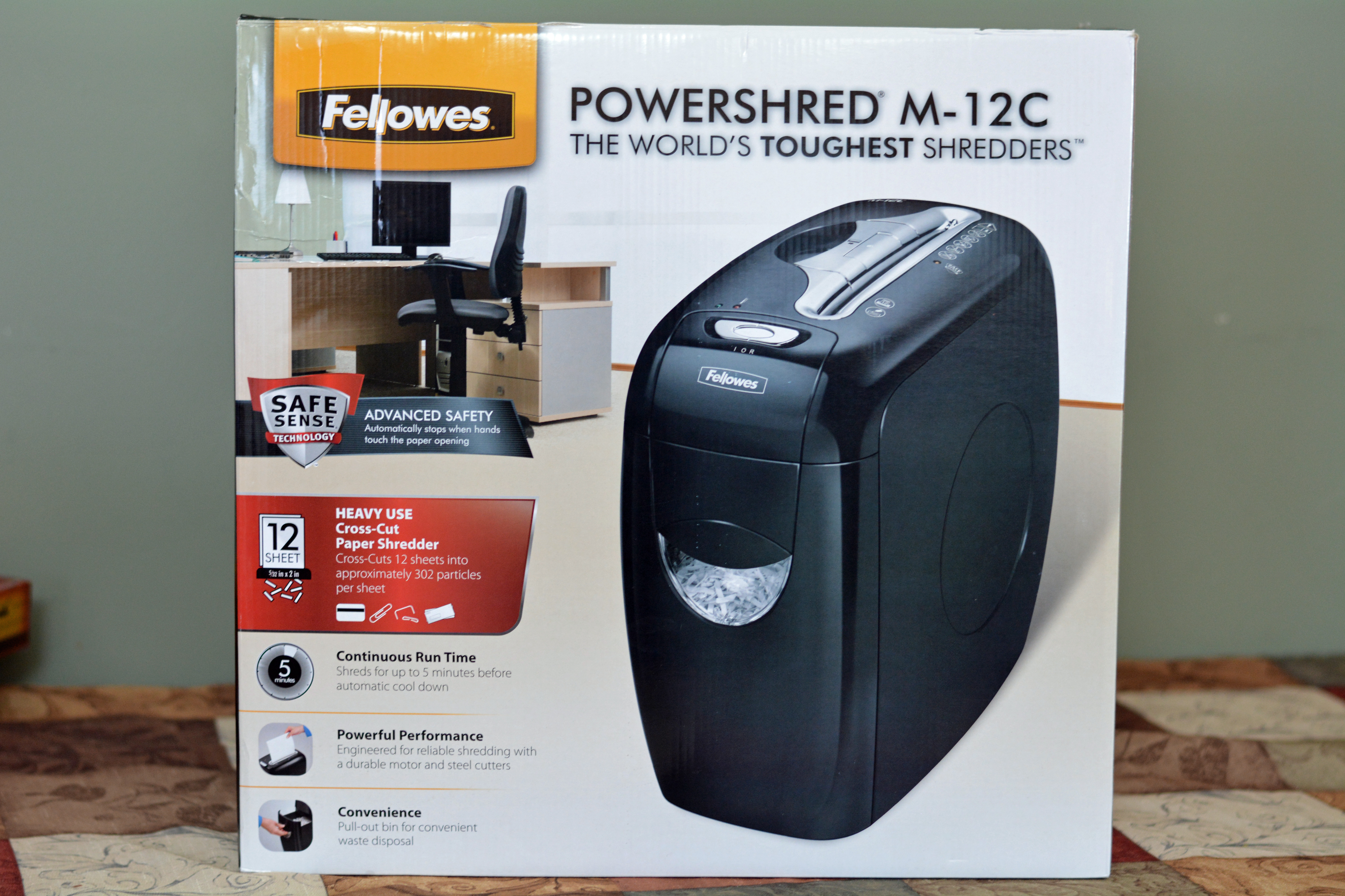  Fellowes  Shredder