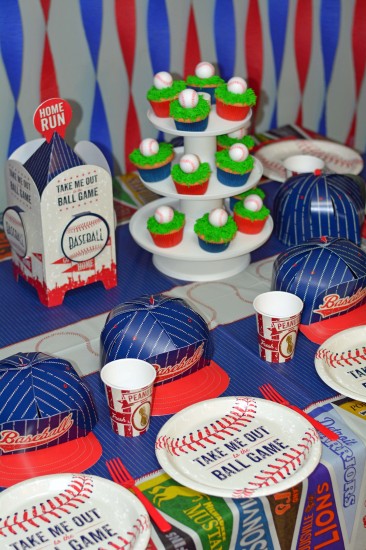 baseball birthday cupcakes