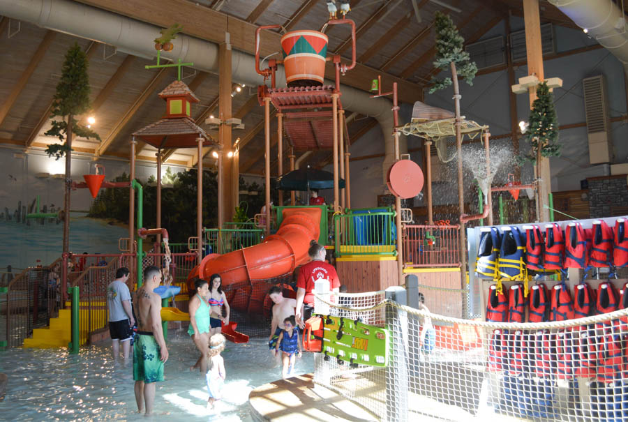 great wolf lodge ma waterpark