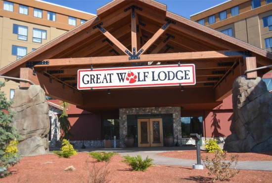 great wolf lodge new england entrance