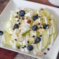 apple nachos with yogurt