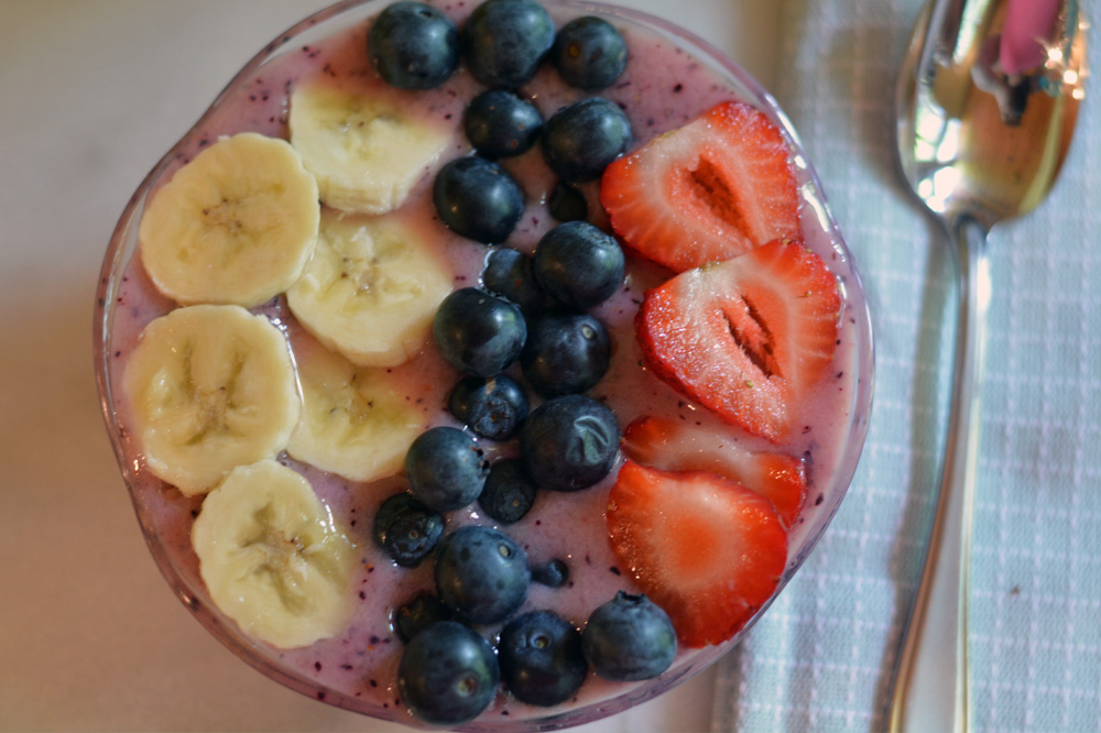 Banana BlueBerry Smoothie Bowls