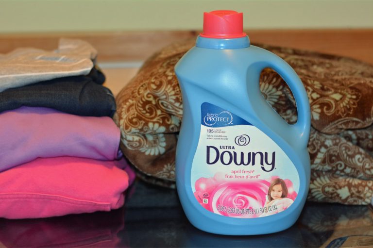 How To Keep Your Clothes Looking New After Every Wash - Mommy's How To Keep Your Clothes Smelling Like Fabric Softener How To Keep Your Clothes Looking New After Every Wash - Mommy's - How To Keep Your Clothes Smelling Like Fabric Softener