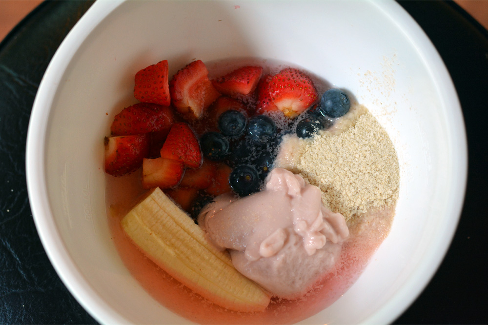 Banana Berry Smoothie Bowls