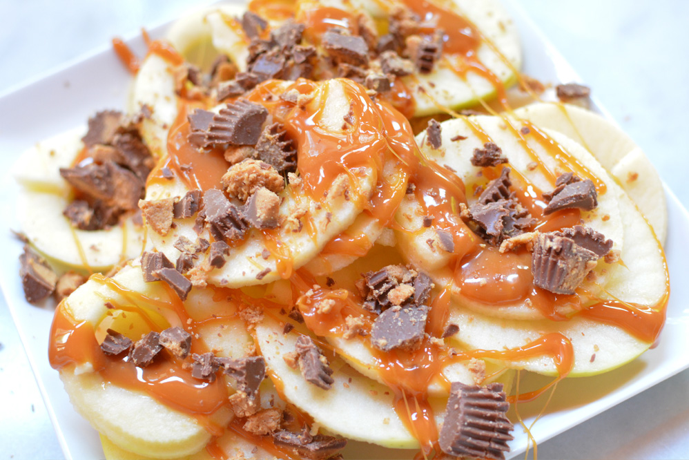 apple slices caramel and reeces