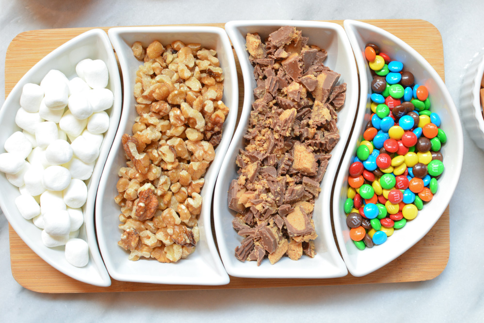 Caramel Apple Nachos Toppings