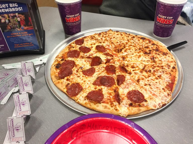 9 Tips For Visiting Chuck E. Cheese’s