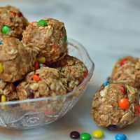 No Bake Peanut Butter Energy Bites