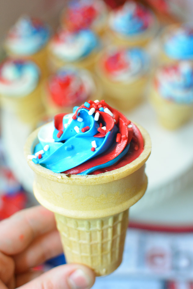 4th of july cupcakes