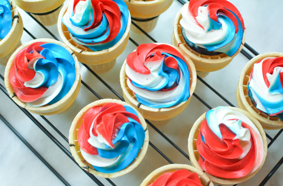 red white blue cupcakes