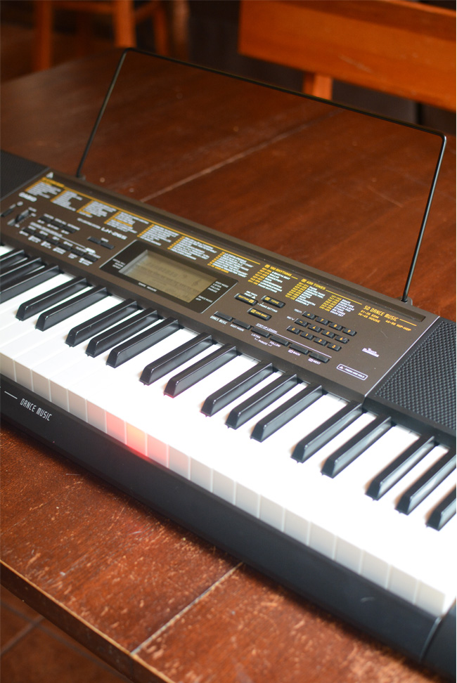 Casio LK-265 keyboard