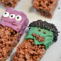 Easy Halloween Treats - Frankenstein Krispy Treats