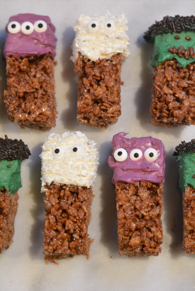 Easy Halloween Treats - Frankenstein Krispy Treats