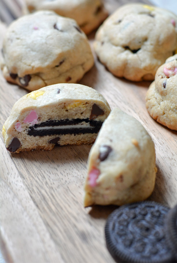 Oreo Stuffed Chocolate Chip Cookies