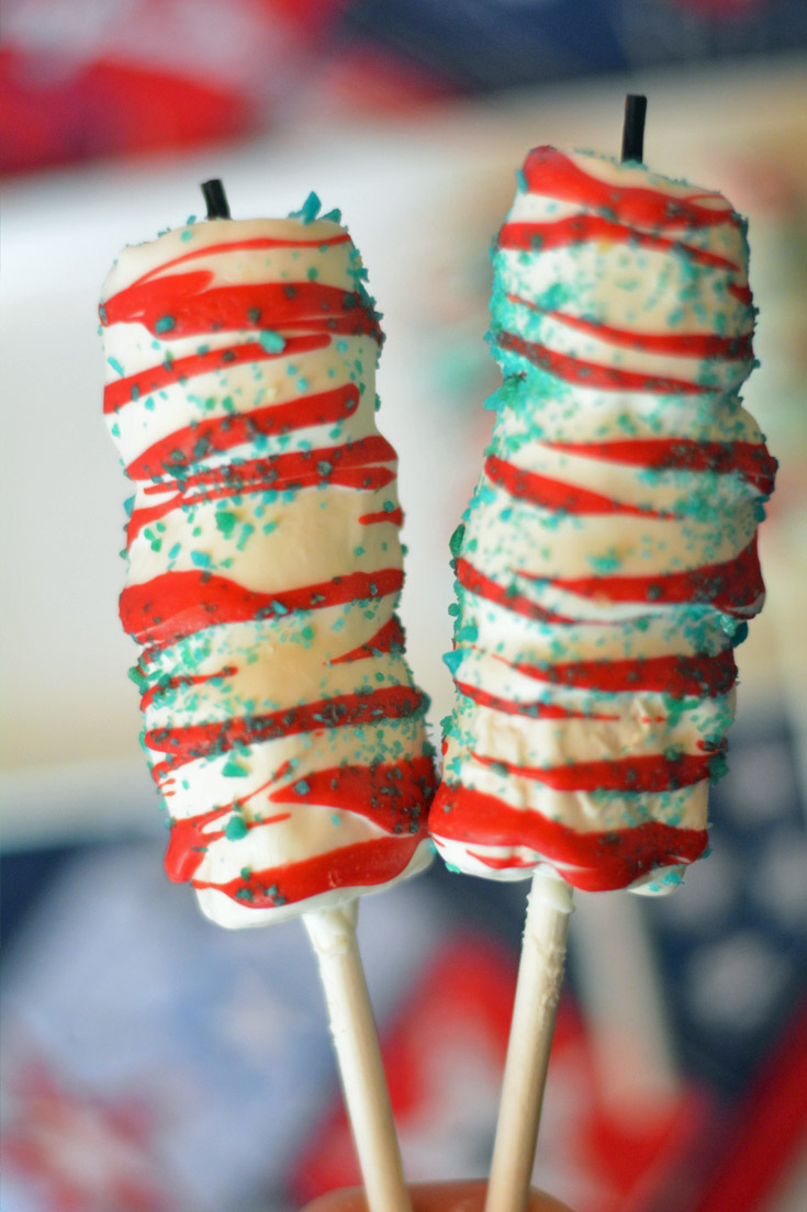 4th of July Marshmallow Pops