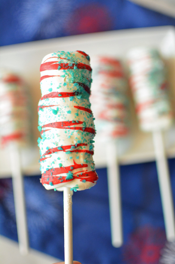 4th of July Marshmallow Pops with Pop Rocks