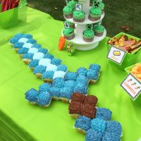 minecraft cupcake cake