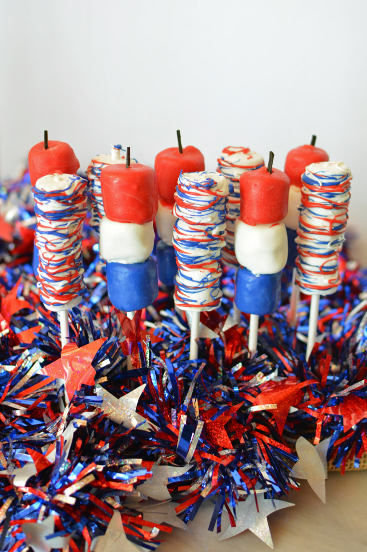 patriotic marshmallow pops