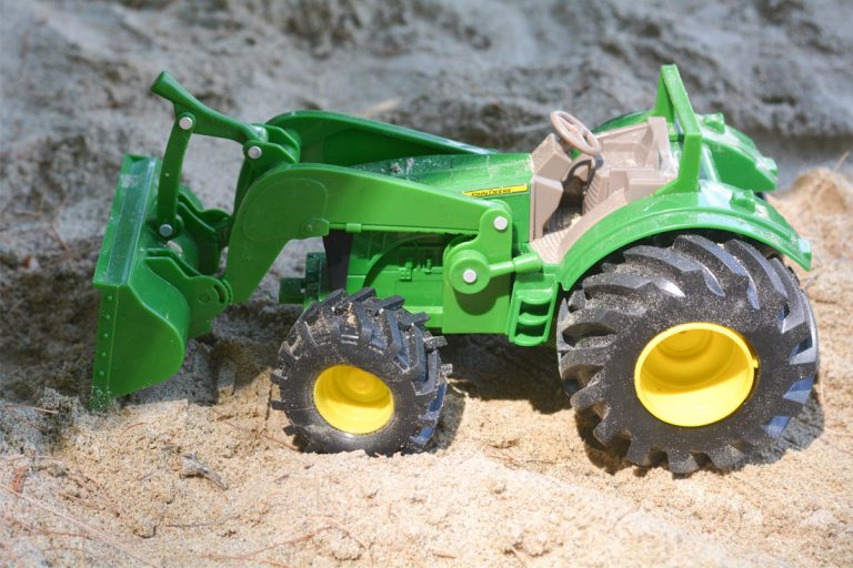 Outdoor Fun With John Deere Monster Treads Tractor with Wagon and Loader