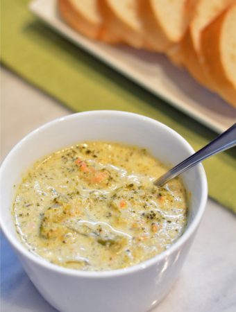 Crockpot Broccoli Cheese Soup