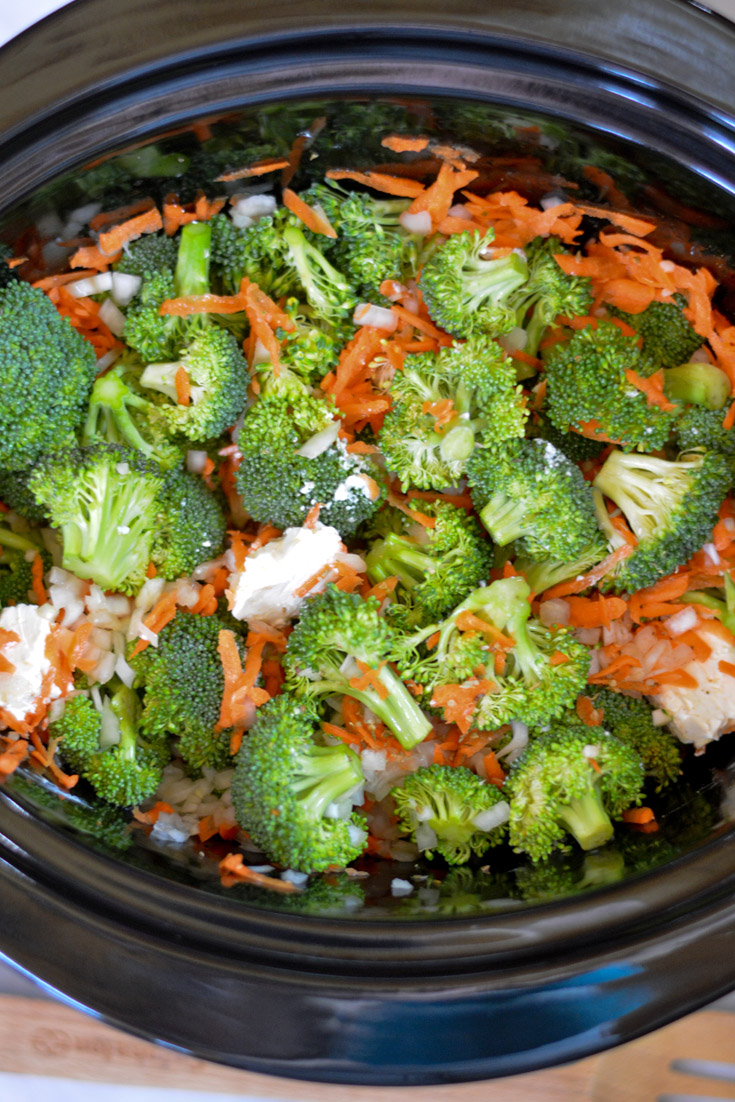 Crockpot Broccoli Cheese Soup