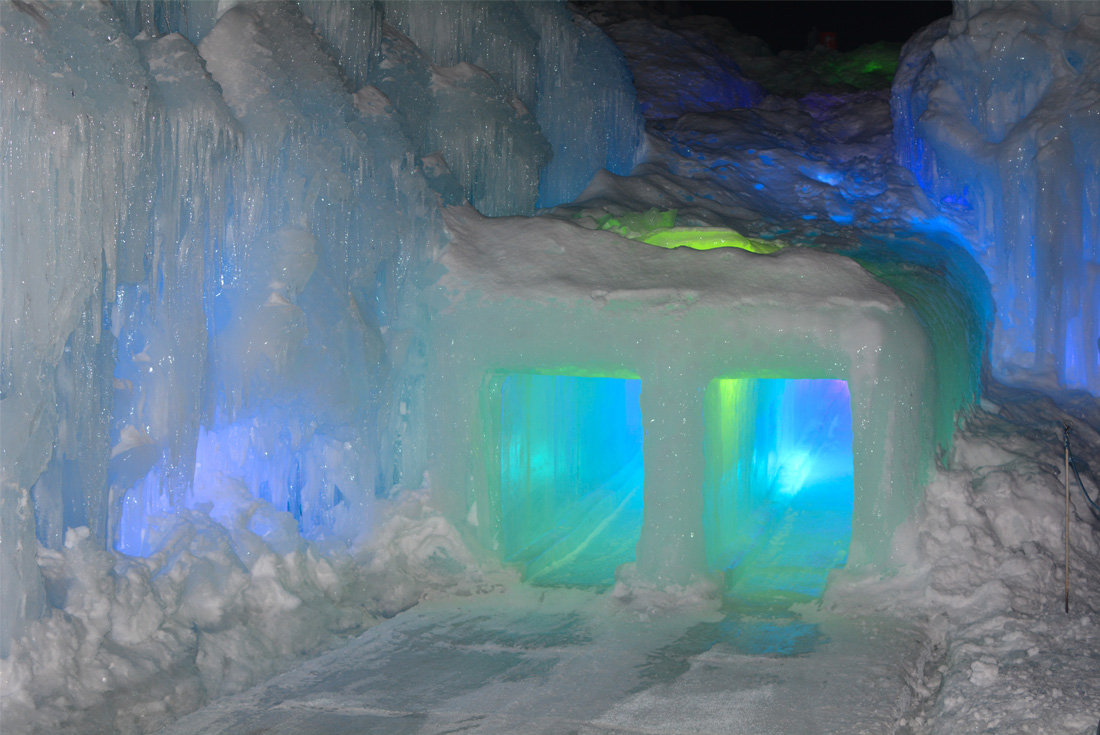 Ice Castles Woodstock New Hampshire Mommy's Fabulous Finds