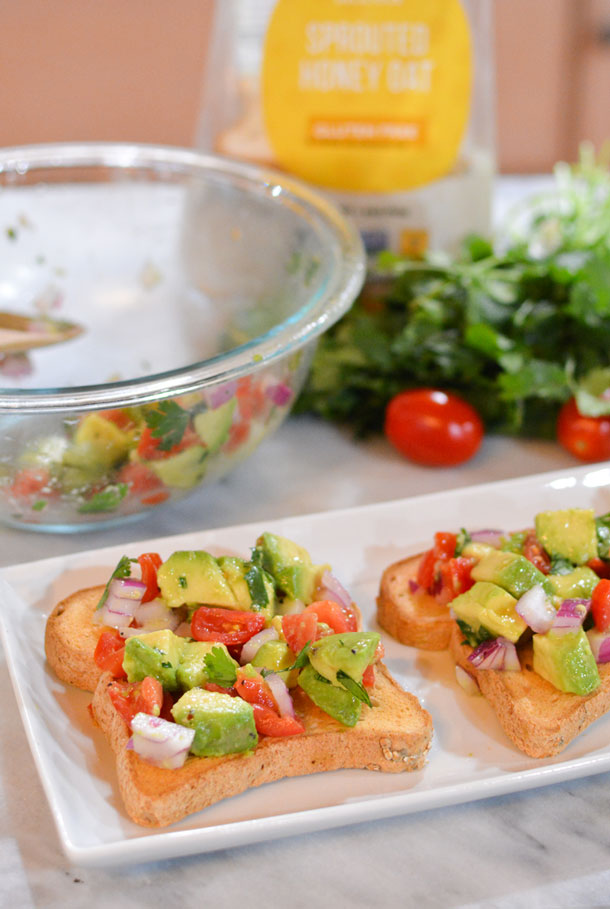 avocado salsa toast