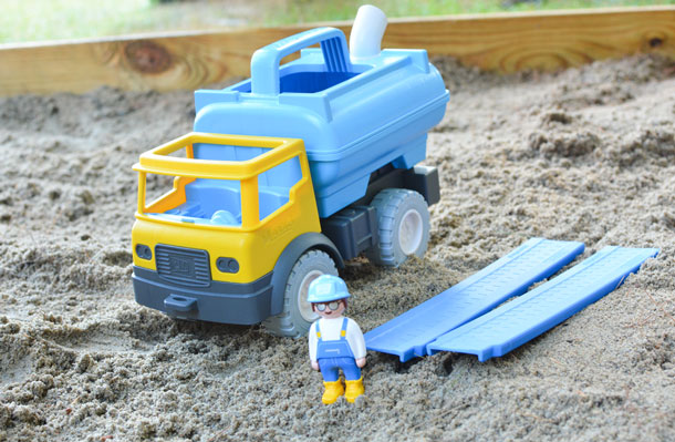 playmobil sand water tank truck