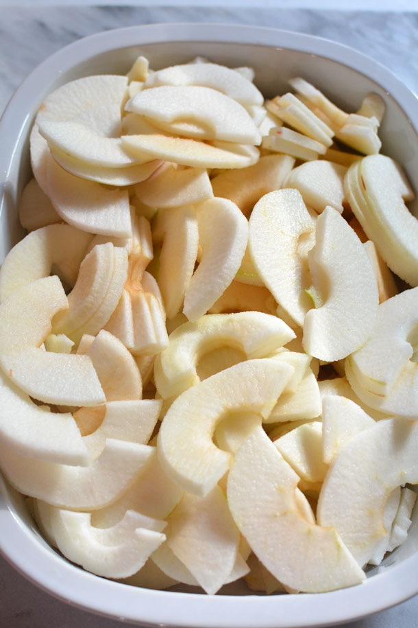 sliced apples in cassarole dish