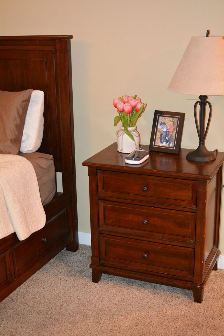 SanDisk’s New Ixpand Wireless Charger with Automatic Backup