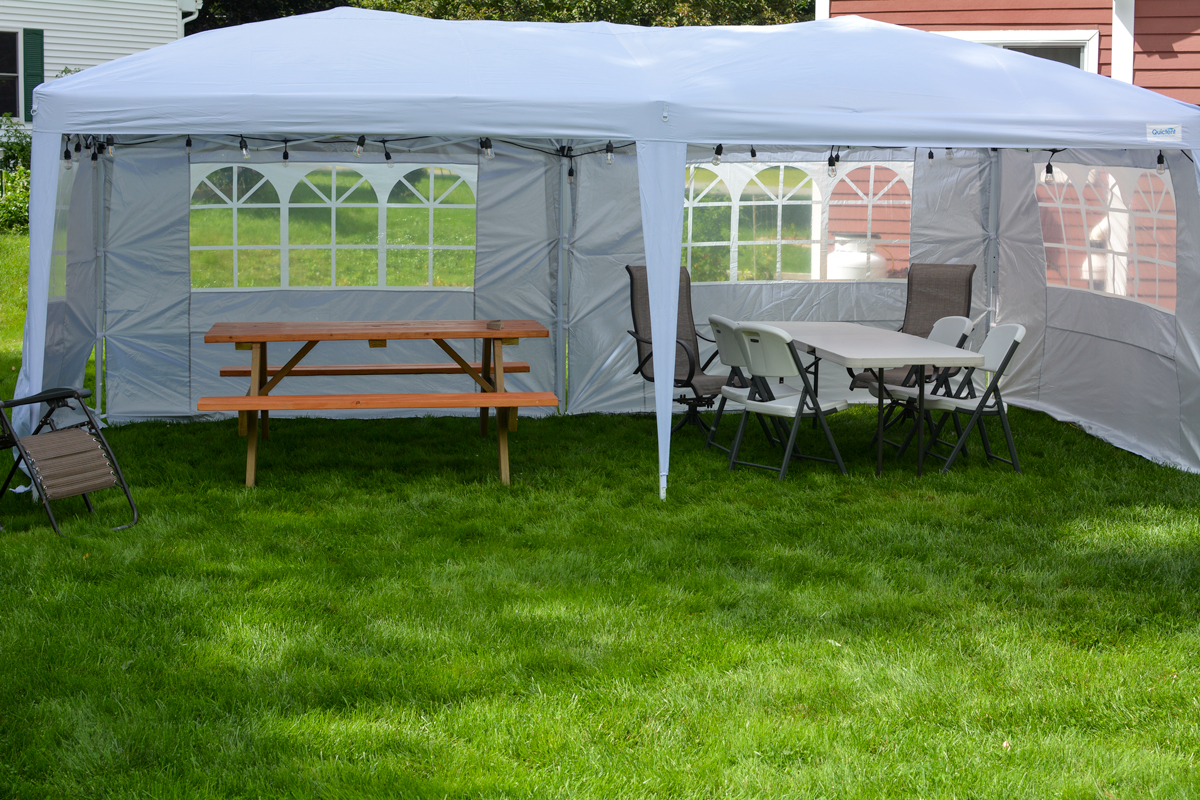 10' x 20' Pop up Canopy with Sidewalls